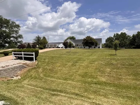 1152 Lake Road Ottumwa IA 52501