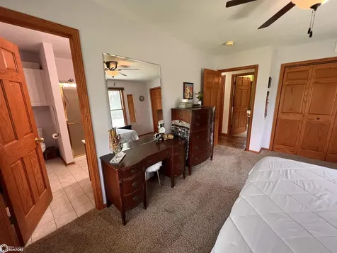 1152 Lake Road Ottumwa IA 52501