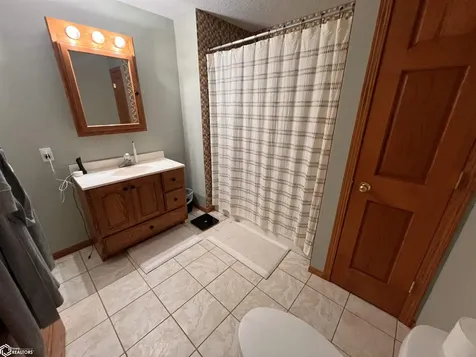1152 Lake Road Ottumwa IA 52501