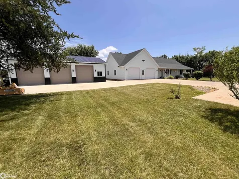 1152 Lake Road Ottumwa IA 52501