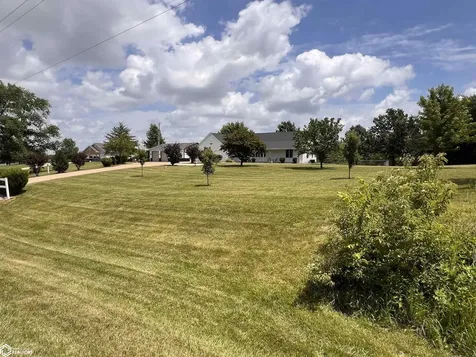 1152 Lake Road Ottumwa IA 52501
