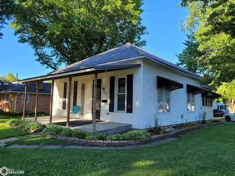421 S Jefferson Street Sigourney IA 52591