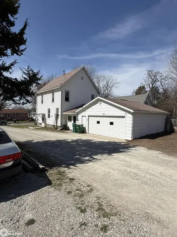 403 S 6th Fairfield IA 52556