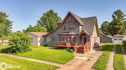 216 Vogel Avenue Ottumwa IA 52501