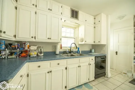 216 Vogel Avenue Ottumwa IA 52501