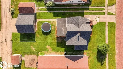 216 Vogel Avenue Ottumwa IA 52501
