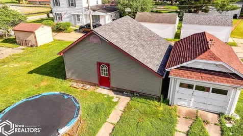 216 Vogel Avenue Ottumwa IA 52501