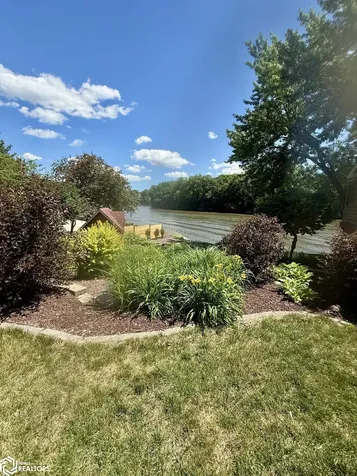 1117 Union Iowa Falls IA 50126