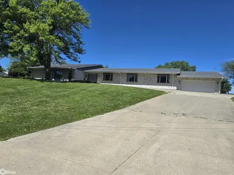 2523 Bill Bone Lane Oskaloosa IA 52577