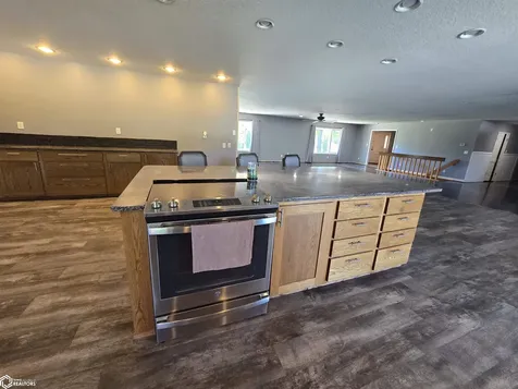 2523 Bill Bone Lane Oskaloosa IA 52577