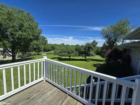 2523 Bill Bone Lane Oskaloosa IA 52577