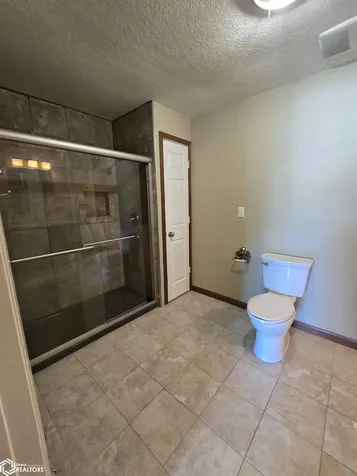 2523 Bill Bone Lane Oskaloosa IA 52577