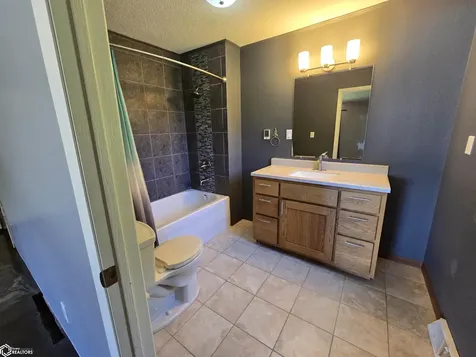 2523 Bill Bone Lane Oskaloosa IA 52577