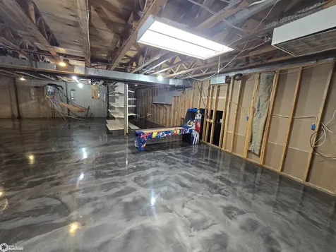 2523 Bill Bone Lane Oskaloosa IA 52577