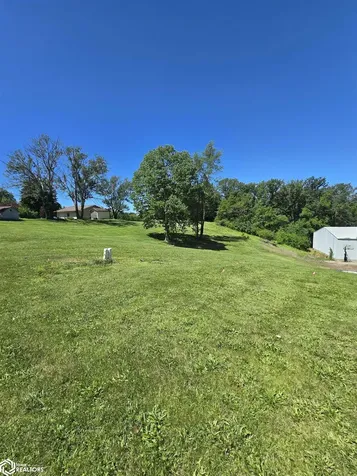 2523 Bill Bone Lane Oskaloosa IA 52577
