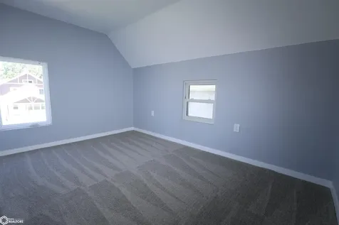 202 S 5th Street Marshalltown IA 50158