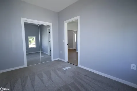 202 S 5th Street Marshalltown IA 50158