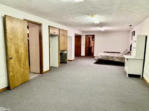 415 E Railroad Street Wayland IA 52654