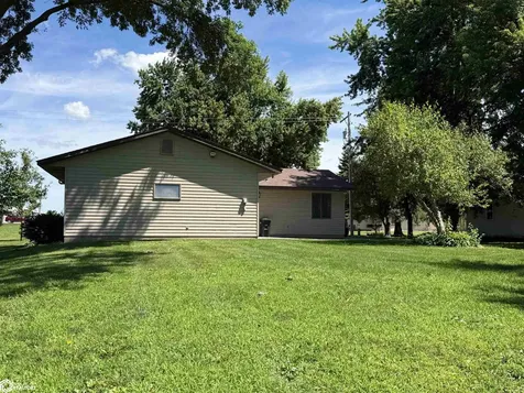 415 E Railroad Street Wayland IA 52654
