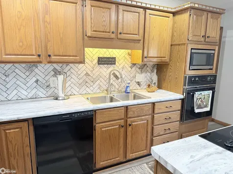 415 E Railroad Street Wayland IA 52654