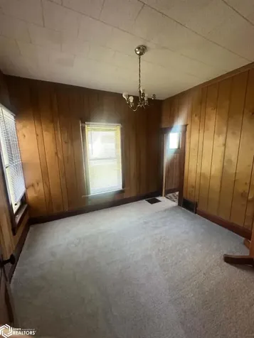 402 N Weller Ottumwa IA 52501