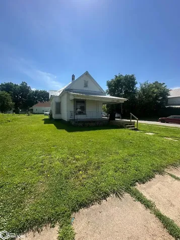 402 N Weller Ottumwa IA 52501