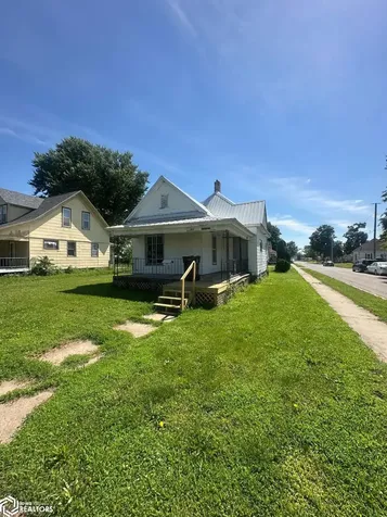 402 N Weller Ottumwa IA 52501