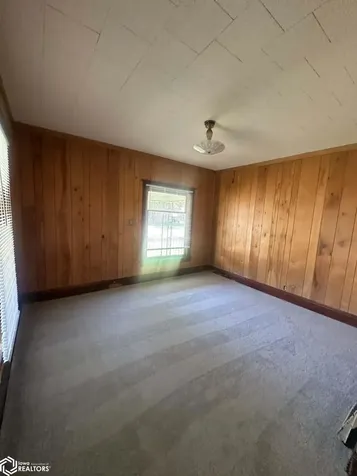 402 N Weller Ottumwa IA 52501