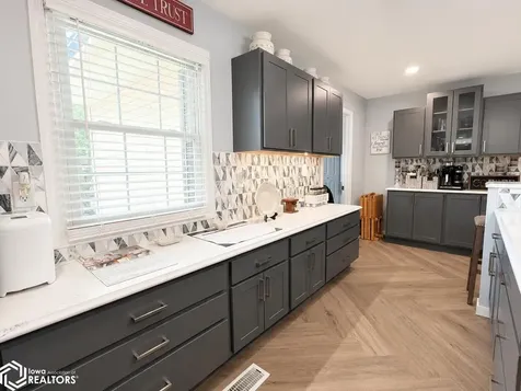 2714 Avenue A Fort Madison IA 52627