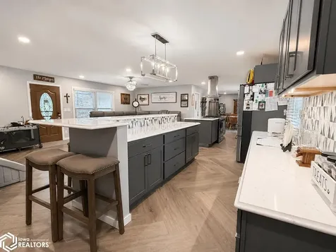 2714 Avenue A Fort Madison IA 52627