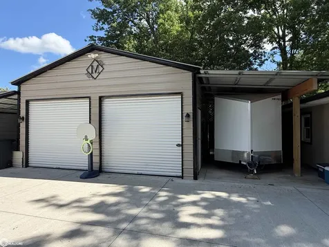 2714 Avenue A Fort Madison IA 52627