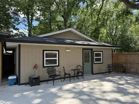 2714 Avenue A Fort Madison IA 52627