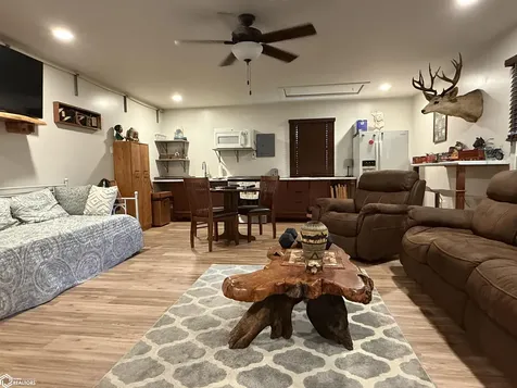 2714 Avenue A Fort Madison IA 52627