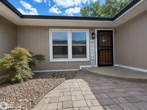 2714 Avenue A Fort Madison IA 52627