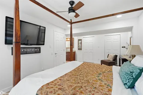 1806 Knollwood Drive Marshalltown IA 50158