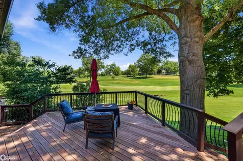 1806 Knollwood Drive Marshalltown IA 50158