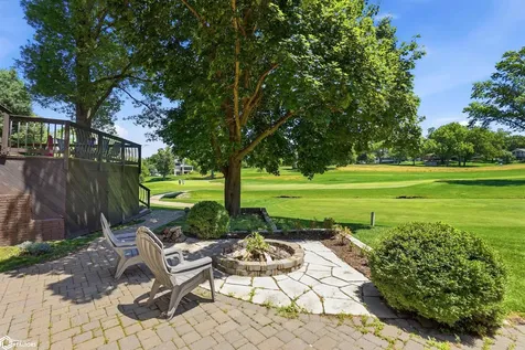 1806 Knollwood Drive Marshalltown IA 50158