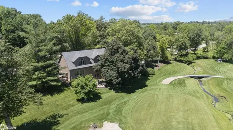 1806 Knollwood Drive Marshalltown IA 50158