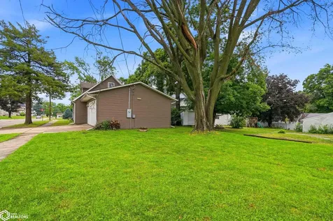 301 Winter Street West Burlington IA 52655