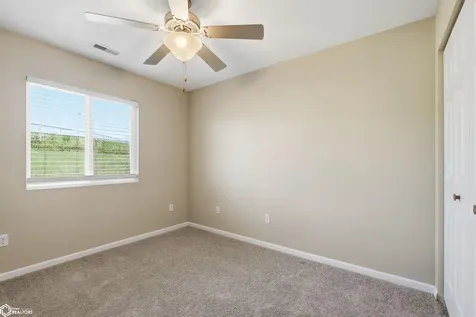 514 E Olive Street Marshalltown IA 50158