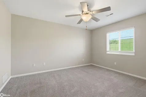 514 E Olive Street Marshalltown IA 50158