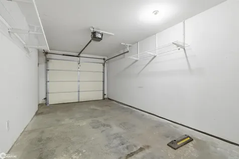 514 E Olive Street Marshalltown IA 50158