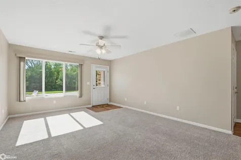 514 E Olive Street Marshalltown IA 50158