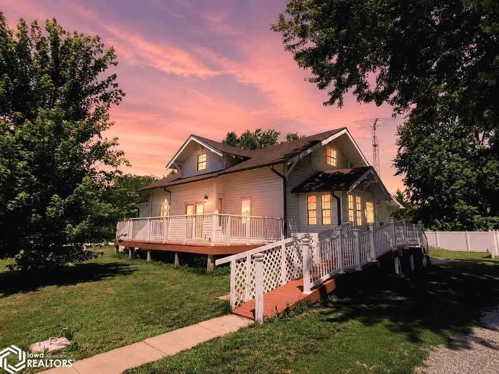 1089 Linby Street Packwood IA 52580