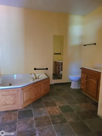 1089 Linby Street Packwood IA 52580