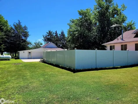 1089 Linby Street Packwood IA 52580