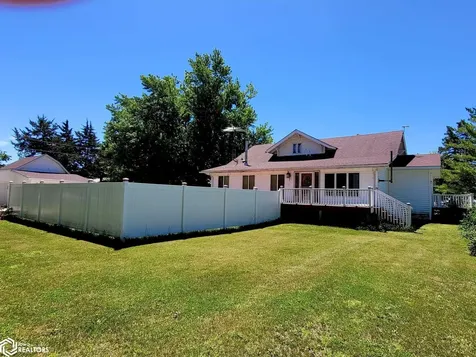 1089 Linby Street Packwood IA 52580