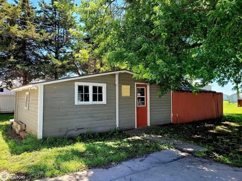 1089 Linby Street Packwood IA 52580