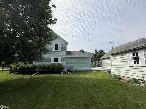 411 N Main Street Buffalo Center IA 50424