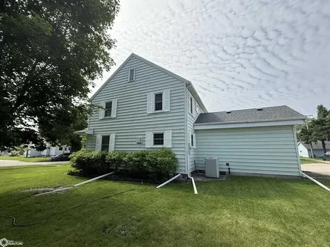 411 N Main Street Buffalo Center IA 50424
